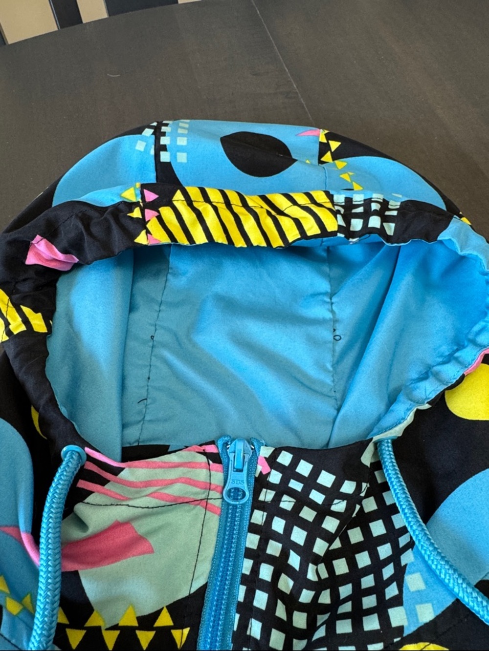 Super Massive Jacket Men's 1/2 Zip Pullover Windbreaker Hooded Medium 90s Unisex - Picture 8 of 16